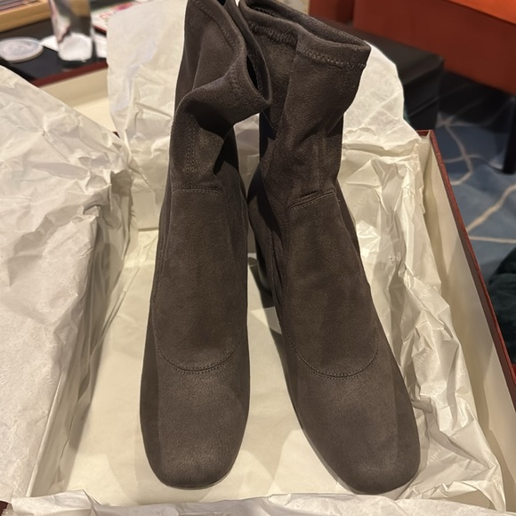 Gisele dark taupe stretch suede boots - Picture 6 of 8